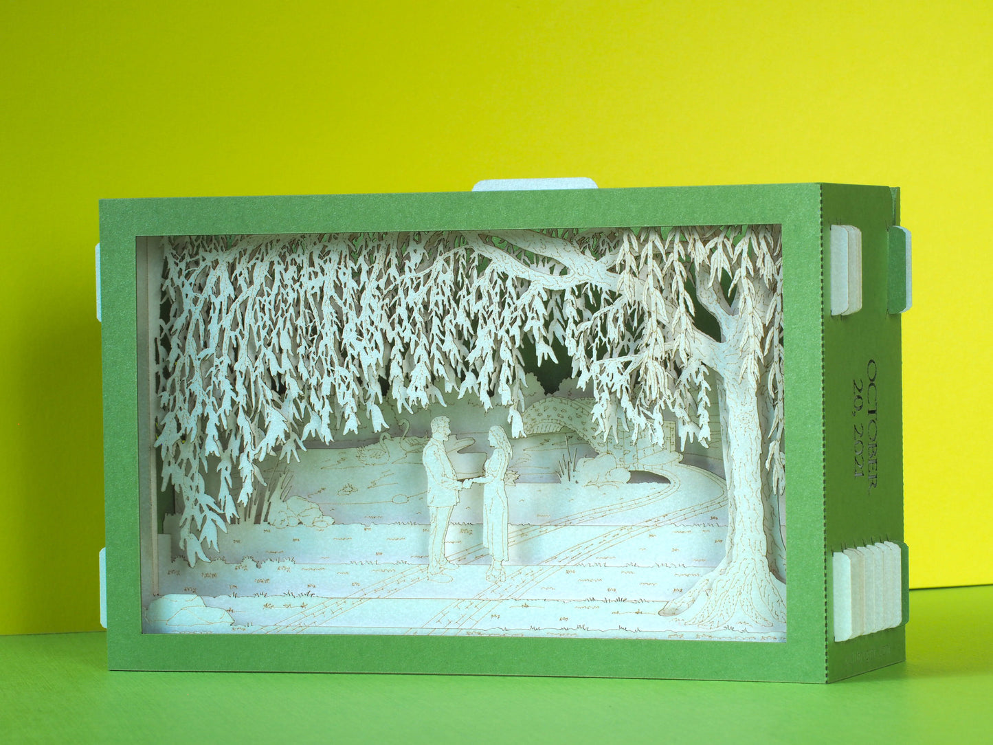 Romantic Willow Tree 3D Pop-Up Card – Handmade Paper Art for Special Occasions