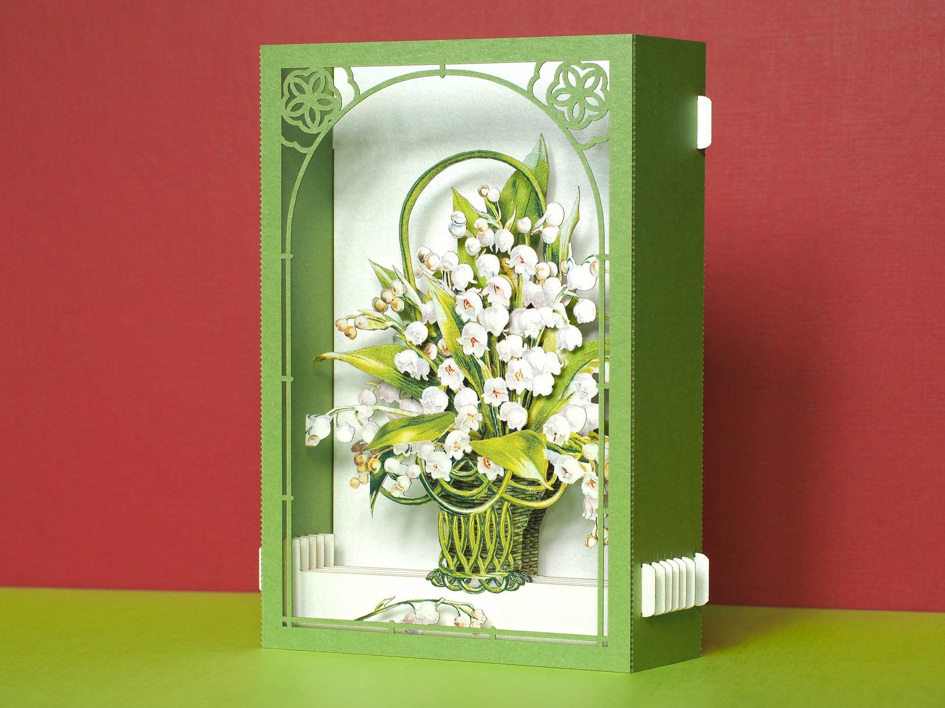 The Lilies of the Valley pop up card gift. Mother's Day gifts. The liljekonvaljs. Paper flower miniature. Her, wife Convallaria majalis