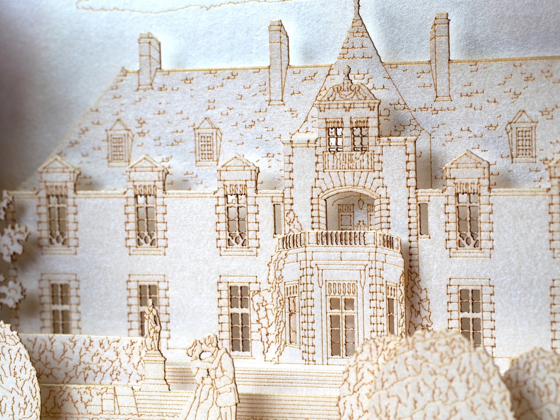 Oheka Castle wedding invitations. Marriage venue. USA weddings. Pop up paper miniature Palace. Laser cut 3d box with RSVP. Huntington, NY