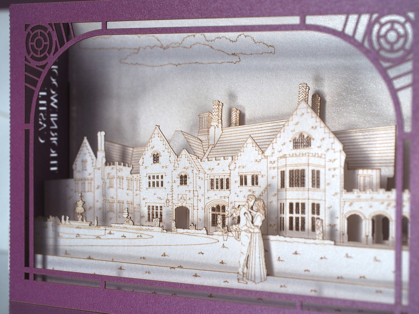 Thornewood Castle wedding RSVP card. Marriage invitations. Party venue pop up miniature. Pop up cards. USA - ColibriGift