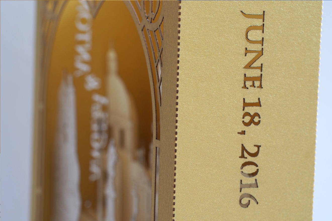 Custom wedding invitation pop-up card Charles Bridge theme - ColibriGift
