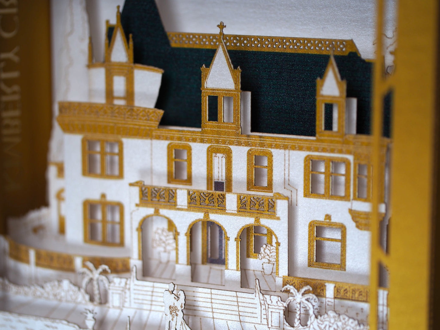 Kimberly Crest House and Gardens wedding invitation card. Pop up box RSVP inserts. Folded 3d invite t. Castle - ColibriGift