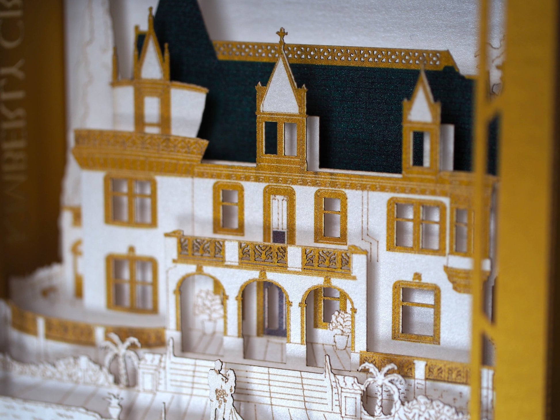 Kimberly Crest House and Gardens wedding invitation card. Pop up box RSVP inserts. Folded 3d invite t. Castle - ColibriGift