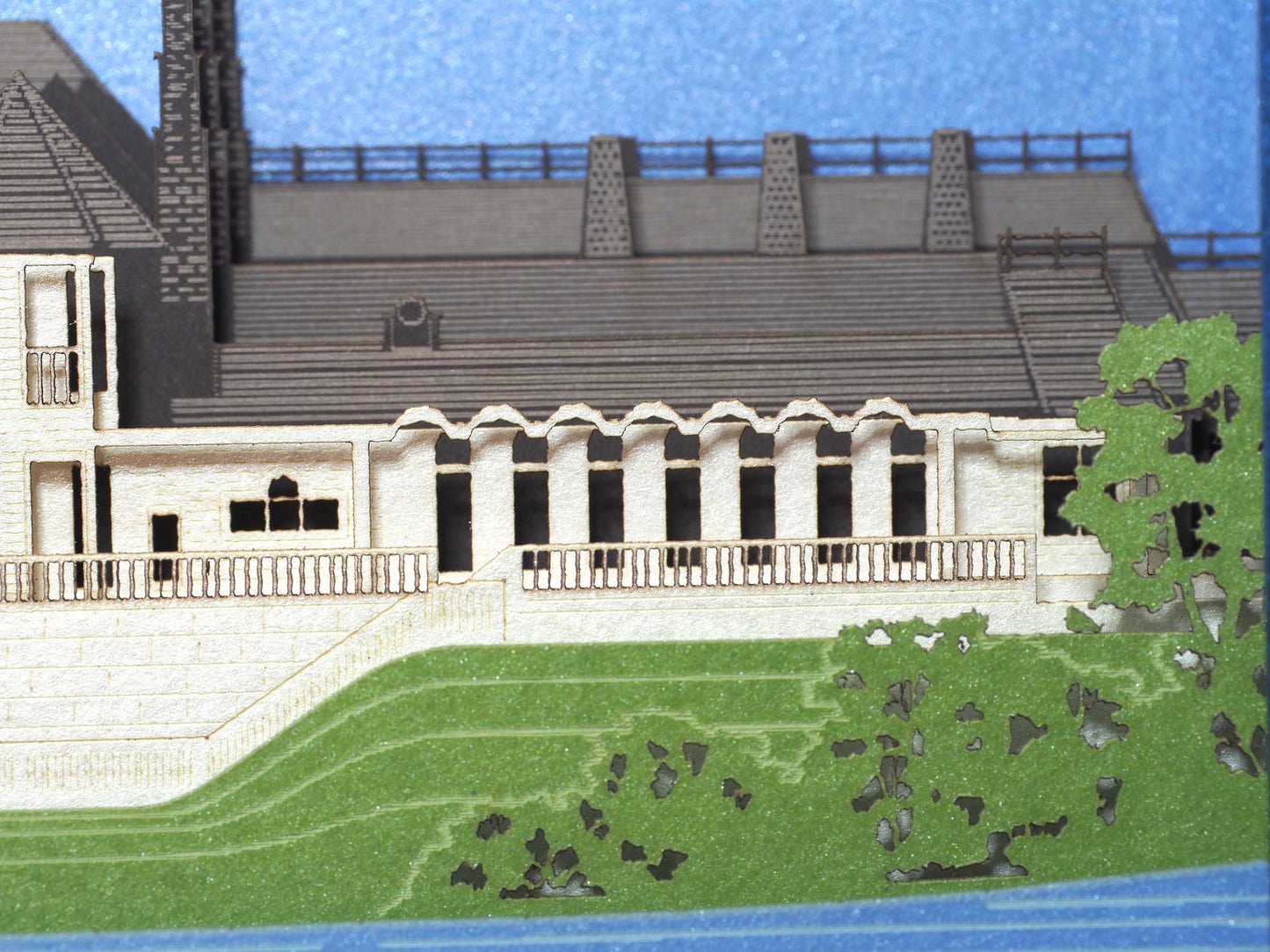 3D pop up house greeting card with detailed home design, charming family keepsake card perfect for housewarming, new home celebrations and meaningful gifts.