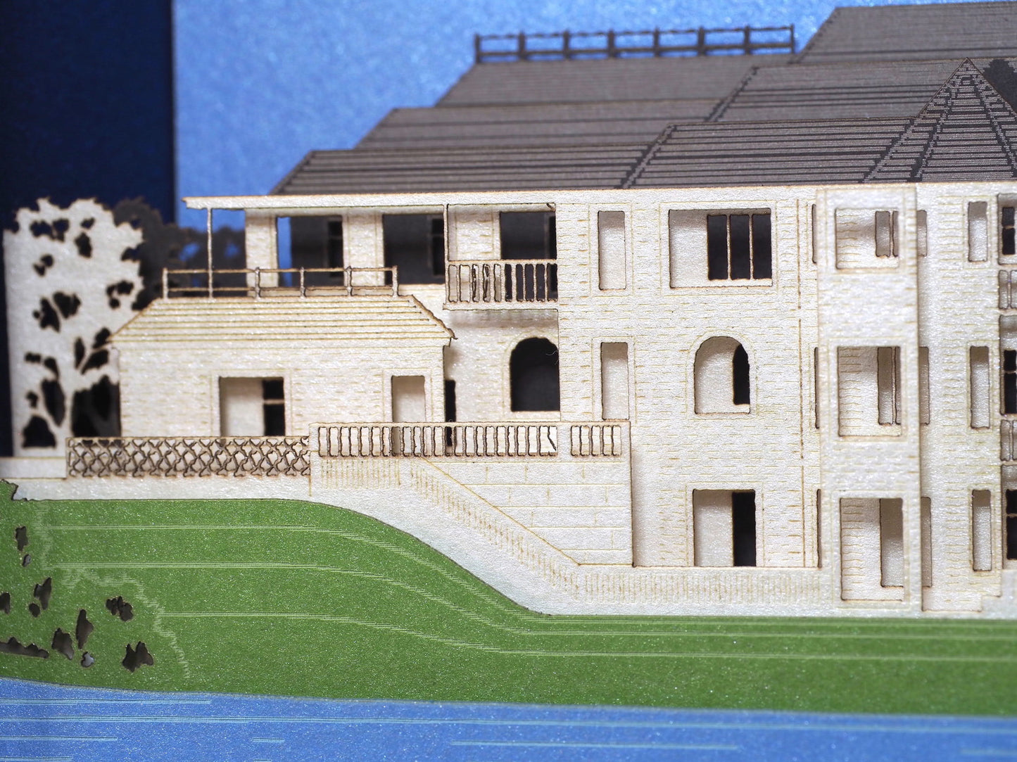 3D pop up house greeting card with detailed home design, charming family keepsake card perfect for housewarming, new home celebrations and meaningful gifts.