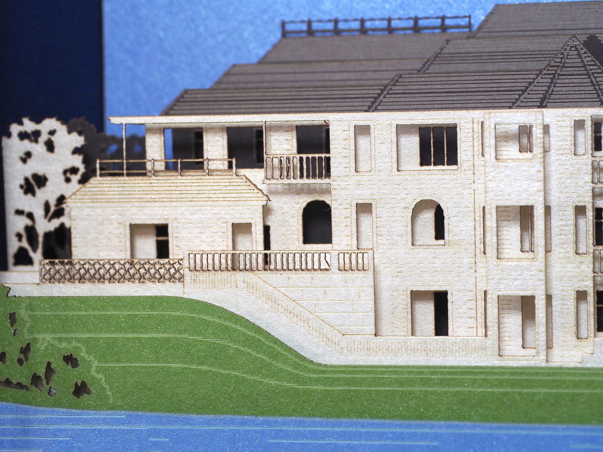 3D pop up house greeting card with detailed home design, charming family keepsake card perfect for housewarming, new home celebrations and meaningful gifts.