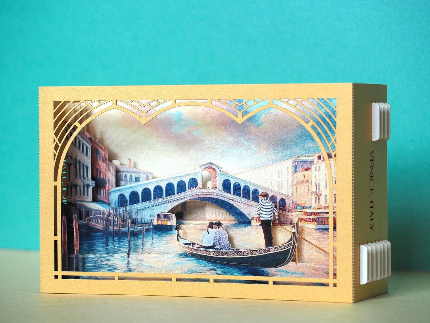 Venice pop up box card with river, boat picture, couple.