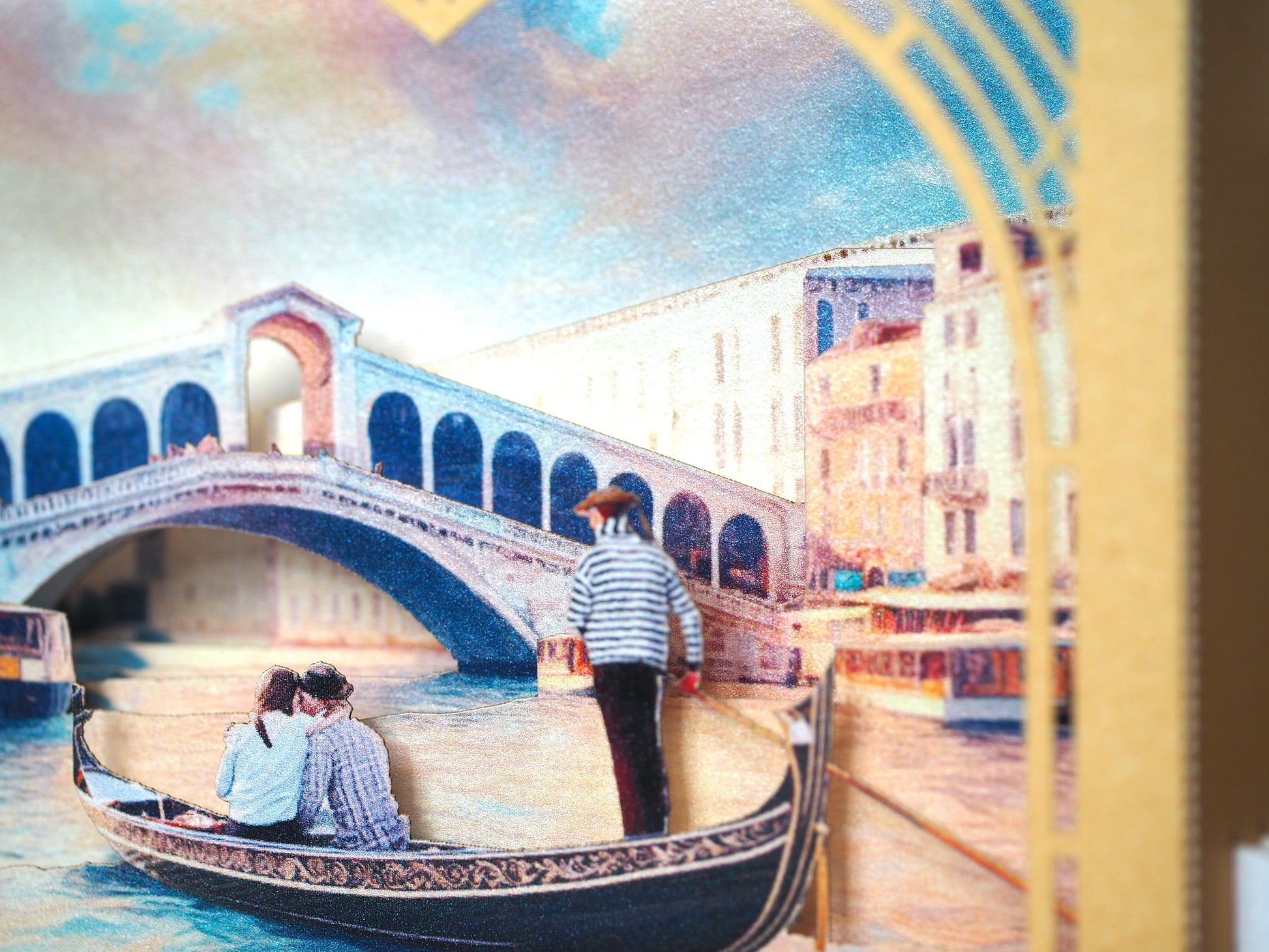 Venice pop up box card with river, boat picture, couple.