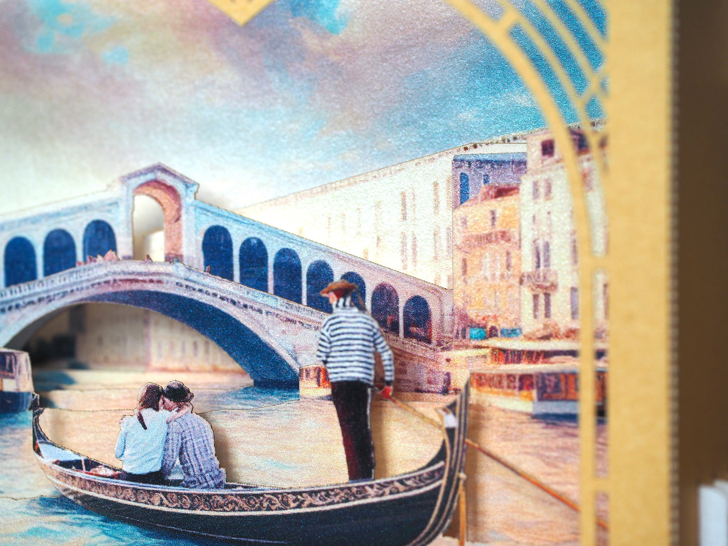 Venice pop up box card with river, boat picture, couple.