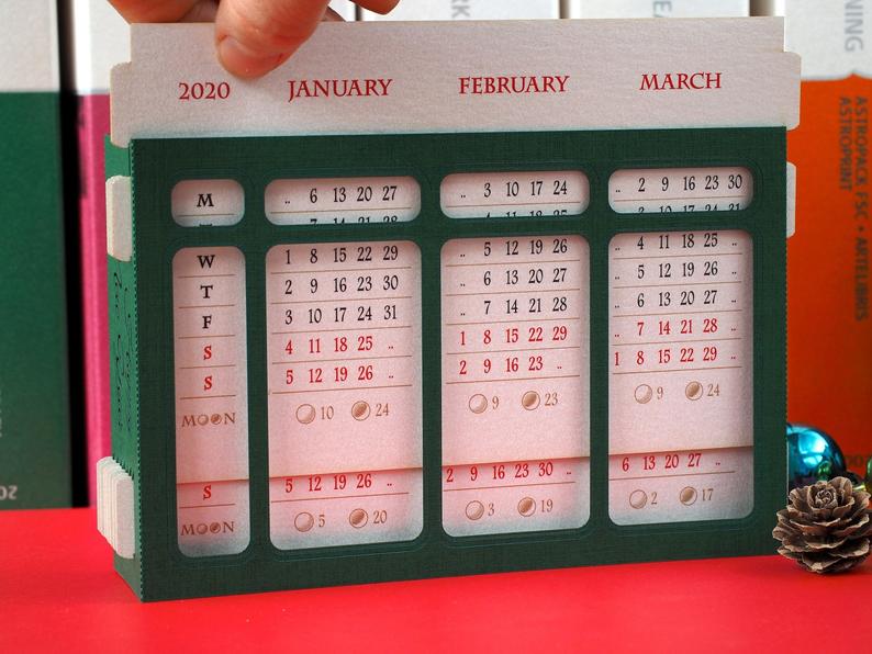 Christmas desk Calendar Santa house