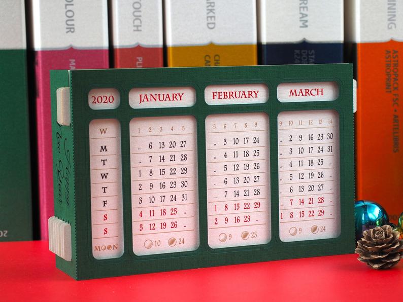 Christmas desk Calendar Santa house
