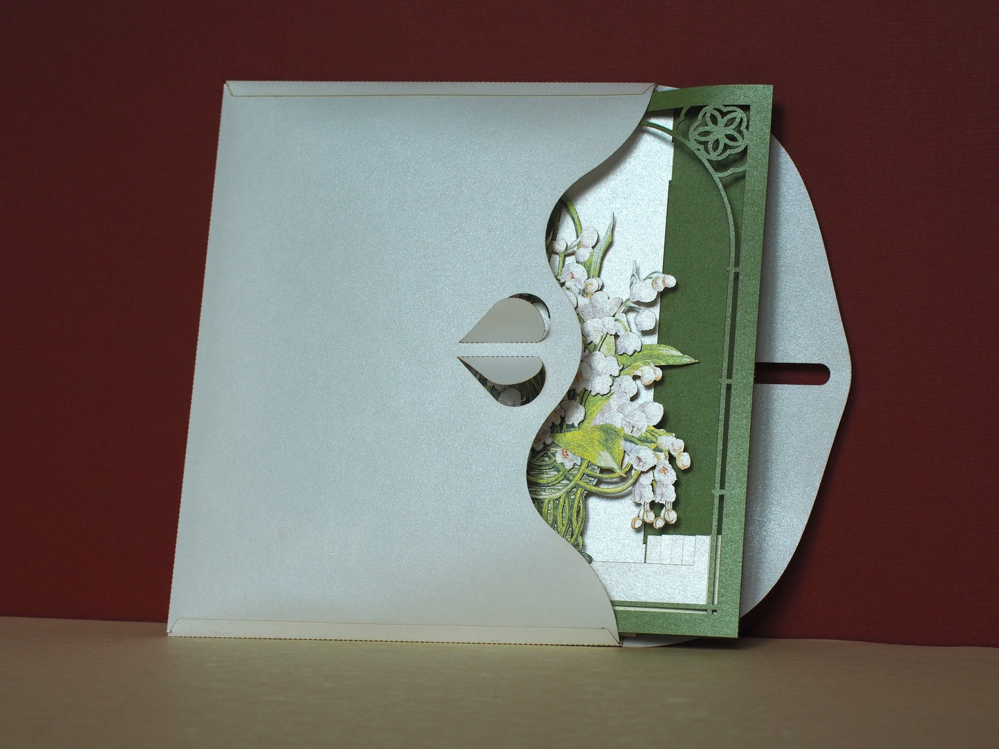 Lilies of the valley pop up card. Flowers, Gift her, wife, mother, sister, girl, girlfriend. Love. Mother's Day - ColibriGift